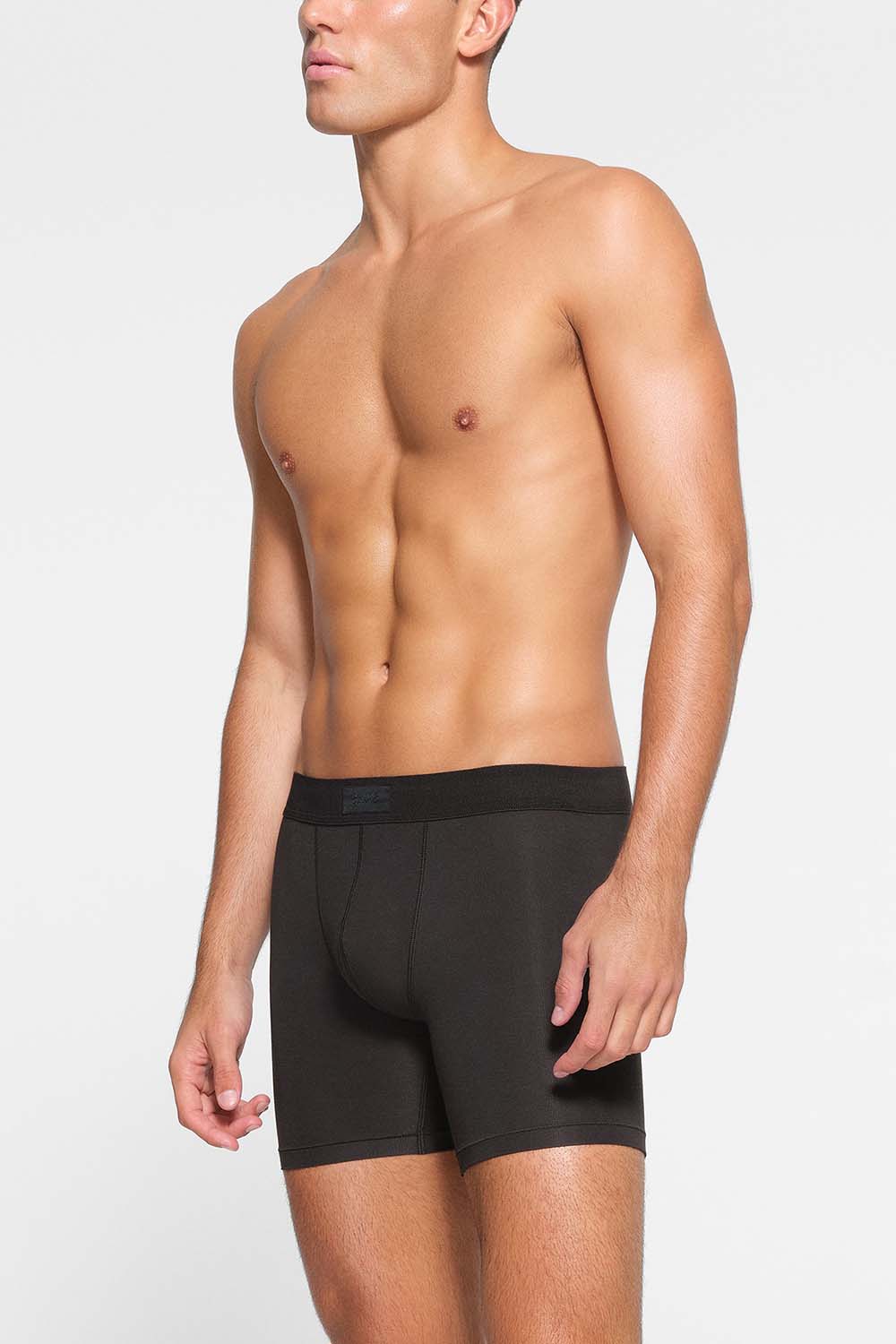 תמונת כל הלוק של 3 PACK BOXER BRIEF 5 INCH